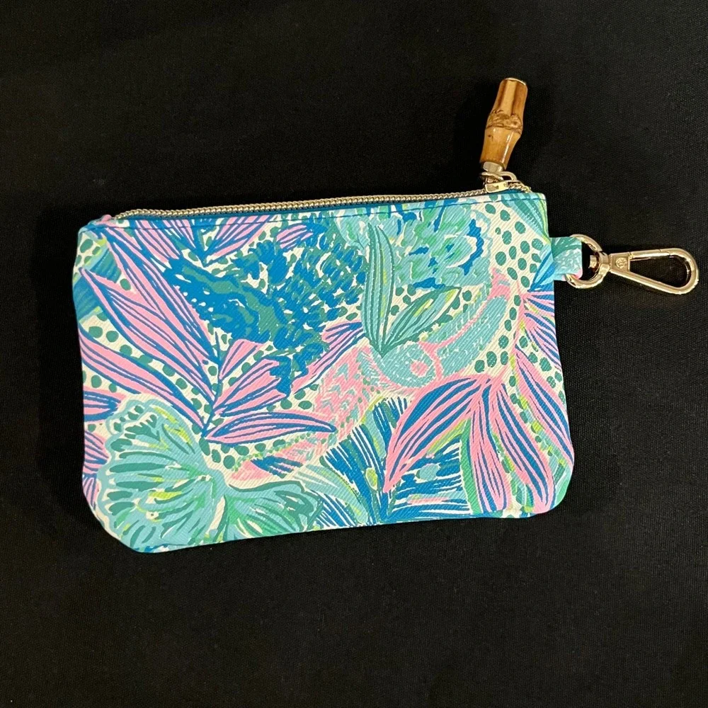Lilly Pulitzer Tropical Floral Zip‎ Pouch with Bamboo Pull and Key Clasp Blue